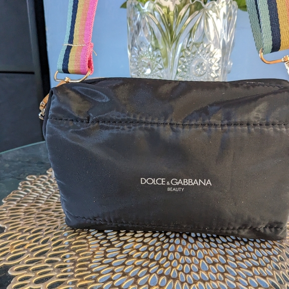 Dolce and Gabbana - Picture 5 of 8